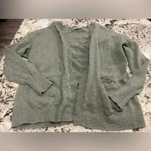 Women’s size M vintage Roxy sweater-open front